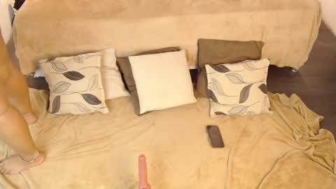 rose_crimson online show from October 11, 12:48 am