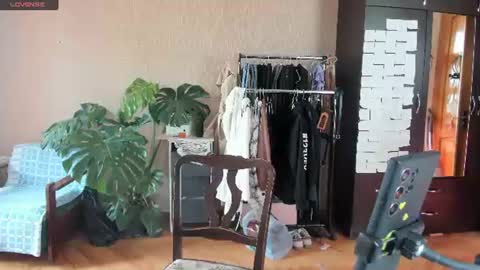 Rose online show from July 12, 9:32 am