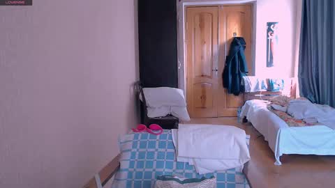 Rose online show from March 9, 6:50 am