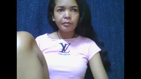 Snapshot of rosia685234 chatting on March 12, 3:02 am rosia685234 online show from March 12, 3:02 am