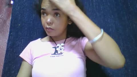 Snapshot of rosia685234 chatting on March 4, 4:06 am rosia685234 online show from March 4, 4:06 am