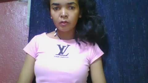 Snapshot of rosia685234 chatting on February 27, 5:26 pm rosia685234 online show from February 27, 5:26 pm