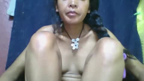 Snapshot of rosia685234 chatting on March 5, 4:24 pm rosia685234 online show from March 5, 4:24 pm