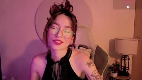 Miss Rosse online show from June 22, 2:14 pm