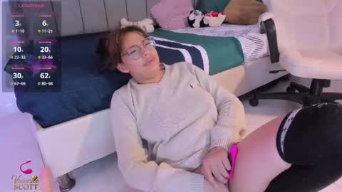 rosse_taylorx1 online show from March 7, 8:16 pm