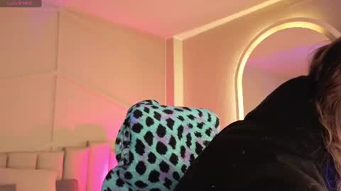 rossiie_hunt_ online show from June 26, 12:28 pm