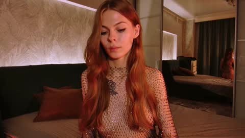 rosy_black_ online show from January 7, 4:05 pm