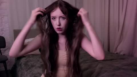 rosy_petal online show from February 13, 8:21 pm