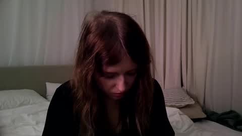 rosy_petal online show from March 11, 8:33 pm