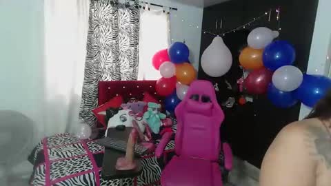 rous_kinky online show from April 29, 6:13 pm