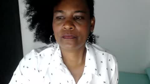 luxa online show from July 25, 2:24 pm