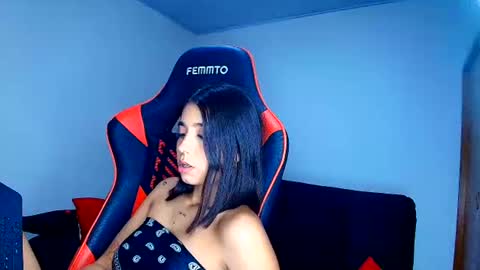 rousse_violet online show from June 20, 12:58 am