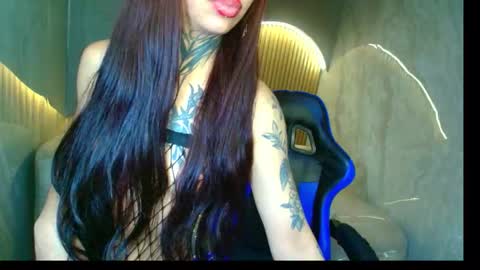 Roux  online show from March 18, 9:42 pm