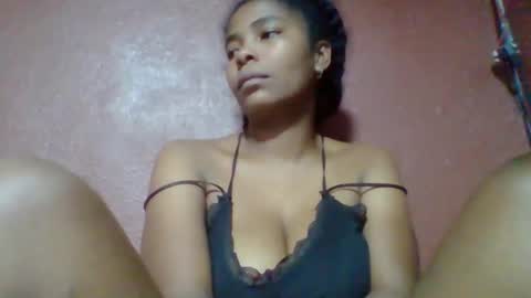 rovaelyah online show from April 30, 3:45 am