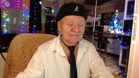 Snapshot of roxana_brooks chatting on January 6, 2:47 pm Roxana online show from January 6, 2:47 pm