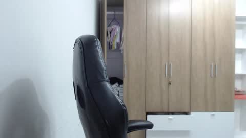 Roxana online show from July 3, 3:23 am
