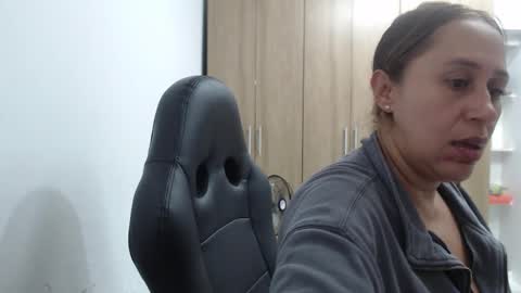 Roxana online show from February 18, 2:43 am