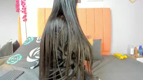 Juliana 3 online show from April 22, 12:13 pm