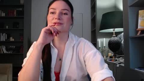 roxxiejet online show from October 23, 8:31 am