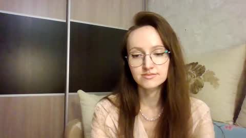 Roxxy Wharton online show from February 6, 7:35 am