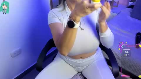 Annah  online show from July 8, 11:45 am