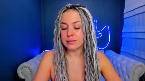 Roxy online show from February 10, 1:30 am