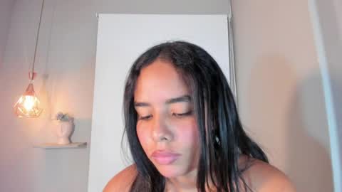 roxy_stone1 online show from July 1, 7:35 pm