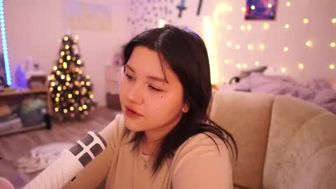 Snapshot of roxysuh chatting on February 4, 5:53 am roxysuh online show from February 4, 5:53 am