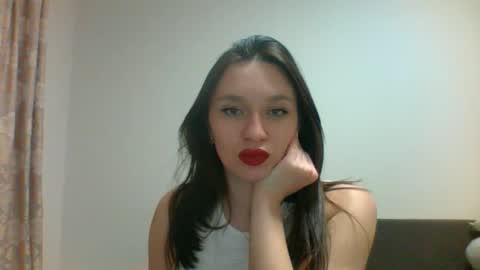 Roza05x online show from March 28, 5:34 pm