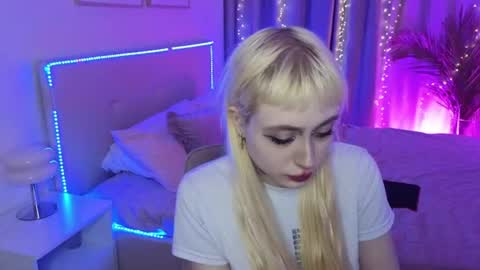 Rraffaellka online show from July 31, 10:44 pm