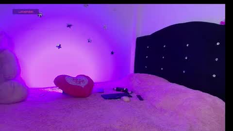 RubyMoon 21 online show from November 10, 1:11 am