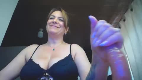 rubi online show from March 8, 10:02 pm