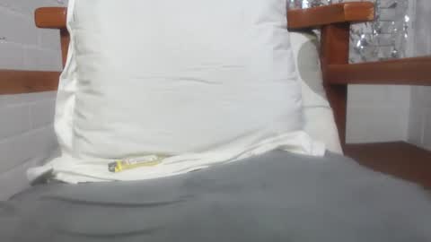 Snapshot of ruby_rose33 chatting on September 21, 12:42 am ruby_rose33 online show from September 21, 12:42 am