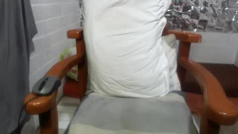 Snapshot of ruby_rose33 chatting on October 29, 1:43 am ruby_rose33 online show from October 29, 1:43 am