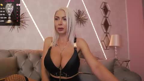  Ruby Divine online show from August 2, 1:52 am