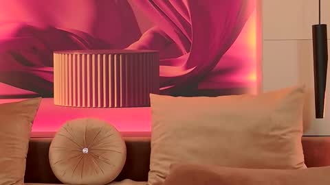 Ruby Luxe online show from January 13, 7:03 am