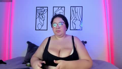Snapshot of rubyy_24 chatting on February 10, 7:17 pm I am Ruby online show from February 10, 7:17 pm