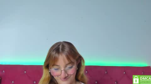 Snapshot of ruth_harvey chatting on January 9, 12:41 pm Ruth online show from January 9, 12:41 pm