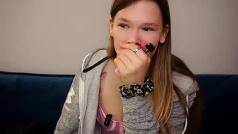 Mady online show from May 14, 2:34 pm
