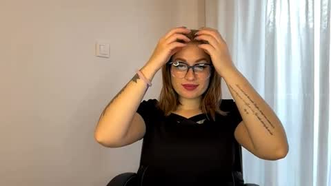 Snapshot of ruthless_111 chatting on September 12, 3:19 pm Nika online show from September 12, 3:19 pm