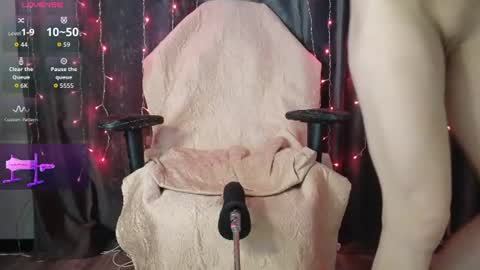 s1lent_v0id online show from June 18, 8:48 am