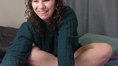Snapshot of s_leanne_ chatting on September 14, 7:01 pm Leanne online show from September 14, 7:01 pm