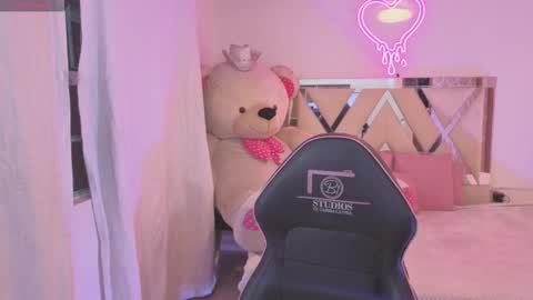 saaya_tay online show from February 25, 3:16 am