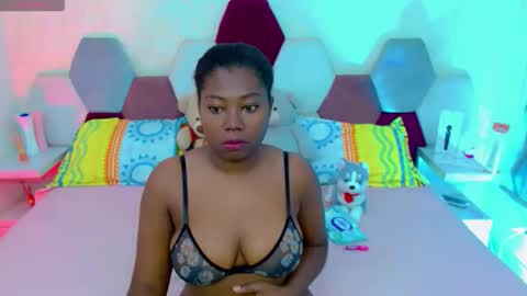 sabriana_smith1 online show from March 4, 3:35 am