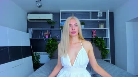 Sabrina online show from June 19, 12:52 pm