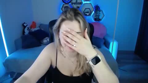 Sabrina Violet online show from November 4, 9:14 am