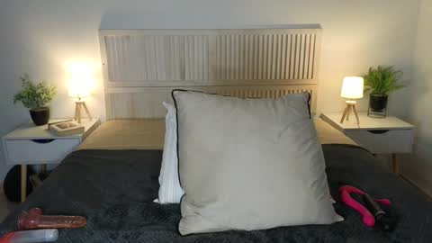 sacha__xx online show from February 12, 10:35 am