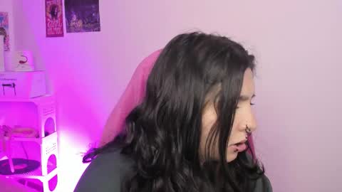 Snapshot of sachi_meow chatting on September 21, 12:26 pm Ig online show from September 21, 12:26 pm