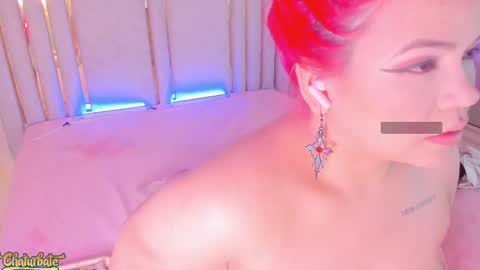 Snapshot of saekohofman chatting on October 6, 4:07 am Mara online show from October 6, 4:07 am