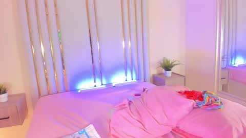 Snapshot of saekohofman chatting on March 2, 4:07 am Mara online show from March 2, 4:07 am